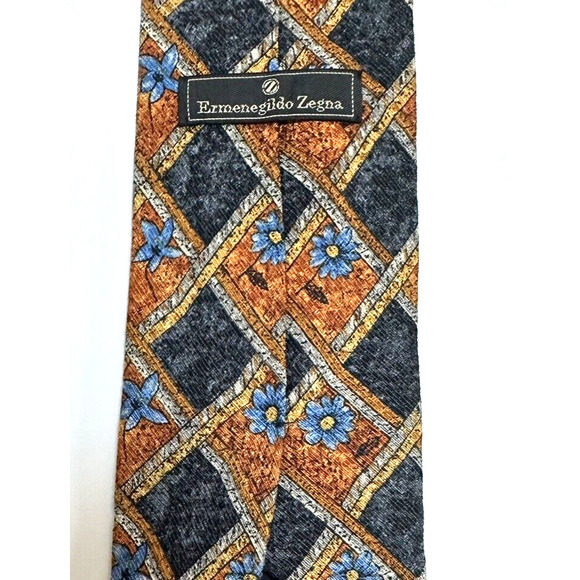 LNWOT Ermenegildo Zegna Tie Italy Exclusive Design Silk 58"L 3.75'W fall - Picture 4 of 4